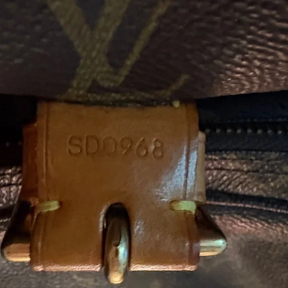 Authentic Vintage Louis Vuitton Dark Brown Monogram Backpack with Dustbag - Picture 2 of 16